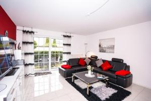 Blankwasserweg 45, "Amina 3"