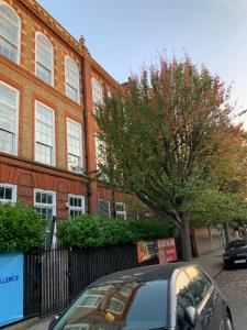 Kensington Masbro Apartments