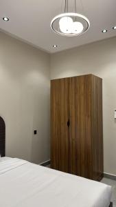 شقة بغرفة وصالة ,Apartment with a room, a living room and a kitchen