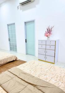 Home Suite Home Singkawang