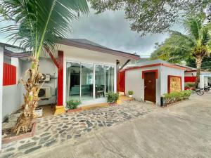 2 private pool villa 4 bedroom 6 bath can sleep 10