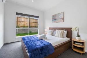 Brand New Convenient Family Home with Workspace