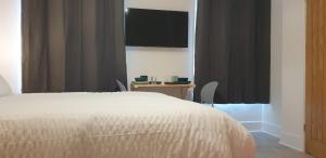 6 Self-Contained Suites near Portslade Station