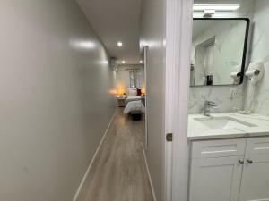 Flushing City Escape