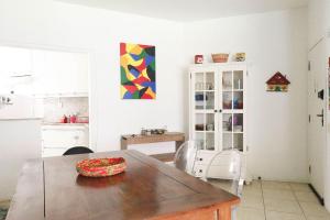 Ótimo 03 dormitórios vista mar - BA01I