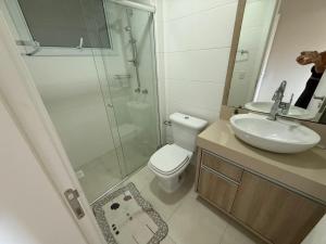 Cód 137- Belo apartamento de 3 suítes