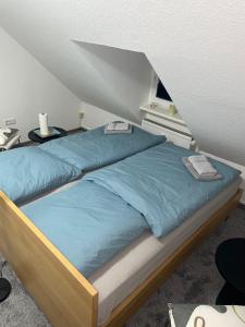 Honeymoon Suite