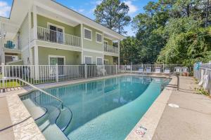 Laguna Breeze C by Vacation Homes Collection