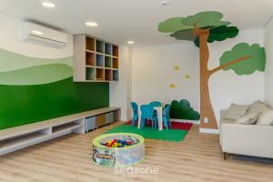 Aptos em Prédio com Piscina e Academia - GRL