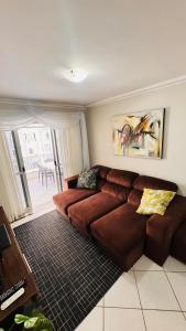 Apto à 100m a pé da praia central