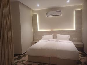 فندق الأمل العربية