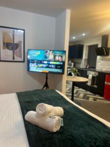 Affordable Serviced Apartment Perfect for Contractors in PE1 Short & Long Term Stays - Free WIFI - Free Parking - With Sofa Bed - Full Kitchen