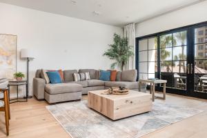 Be A Nomad - Oceanview Luxe, 5BR Retreat