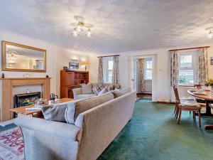 3 bed in Fishguard 37270