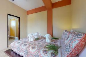 Honey Camp #1 at Laguna Suite -Gold Standard Certified