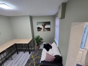 Room 3 Shared house 5 min from Sefton Park