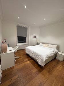 Spacious Bright & Comfortable - South Kensington