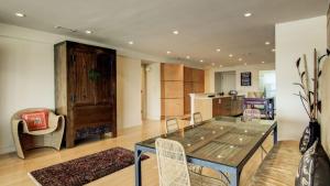 1403 Ocean Club by AvantStay Beach Home w Great Kitchen Easy Beach Access