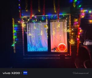 Free Car Park and walk to COOP, Etihad , Piccadilly,Free Snacks