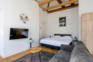Barbera Guesthouse Hotel Apartments - Experience local life in the Old Centre