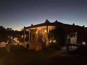 Oasis Tilogui-Luxury Hotel Restaurant and Desert Excursions In Zagora
