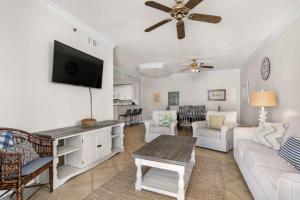 Beach Club 1702A by Youngs Suncoast