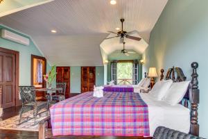Monkey Suite at Mahogany Hall -Gold Standard Certified