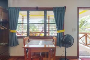 Yellowtail Cabana at Latitude Adjustment -Gold Standard Certified