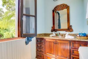 Parrot Room at Mahogany Hall -Gold Standard Certified