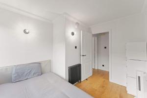 SG, Classic Oxford Street Central London Apartment