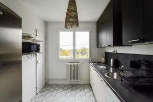 La Butte Enchantée - WIFI Fibre TV - Baignoire - Parking Gratuit