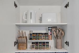 Downtown Vista - 5 mins to Water - Pet