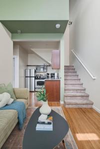 Trendy NW Portland Getaway - Walk to Dining & Bars