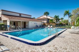 Condo with Direct Ocean Inlet View Bikes Included!