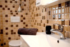 Family friendly house with a swimming pool Dubrava by Sibenik - Dubrava kod Sibenika, Sibenik - 24950