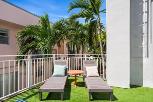 Blue Flamingo Suites, Art-Déco Boutique Hotel