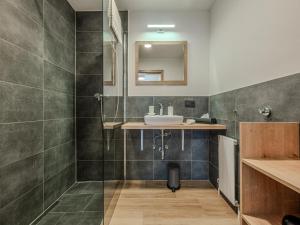 Nice apartment in Jochberg with ski-in, out