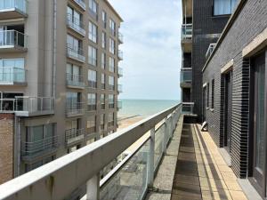 Stylish 3-bedroom apartment with sea view