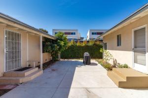 3 bedroom Mid-Wilshire Charmer near Downtown
