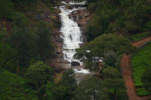 Estate Bungalow with Waterfall, Mountain & Valley Views - Ubytování bez kategorie ve městě Kotagiri