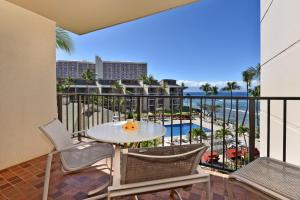 Kaanapali Shores 403 · KS 403 Spacious 2BD w AC OceanFront Pool