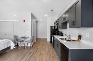 Stylish Downtown Escape Near IU and Cafes