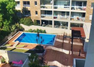 Apartamento con vista al Rio y frente a la playa