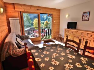 Confortable studio 4 pers avec balcon - Proche commerces et télécabines - FR-1-458-202
