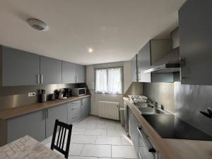 Spacieux Duplex à La Bourboule, 87m² pour 6 pers. - FR-1-608-296