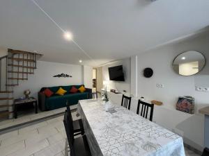 Spacieux Duplex à La Bourboule, 87m² pour 6 pers. - FR-1-608-296