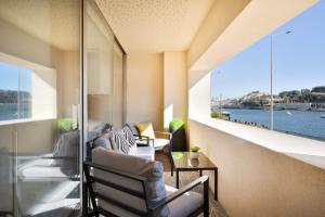 Ouro Views to Douro River