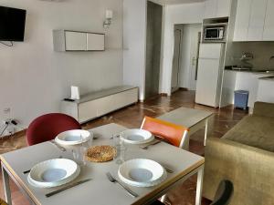 LAS PALMERAS. Apartamento en Roses a 30 mts de la playa. - ES-258-167