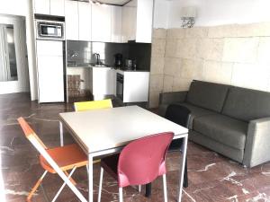 LAS PALMERAS. Apartamento en Roses a 30 mts de la playa. - ES-258-167