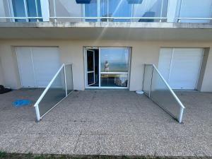 Appartement en bord de mer avec 2 chambres et parking - FR-1-361-78